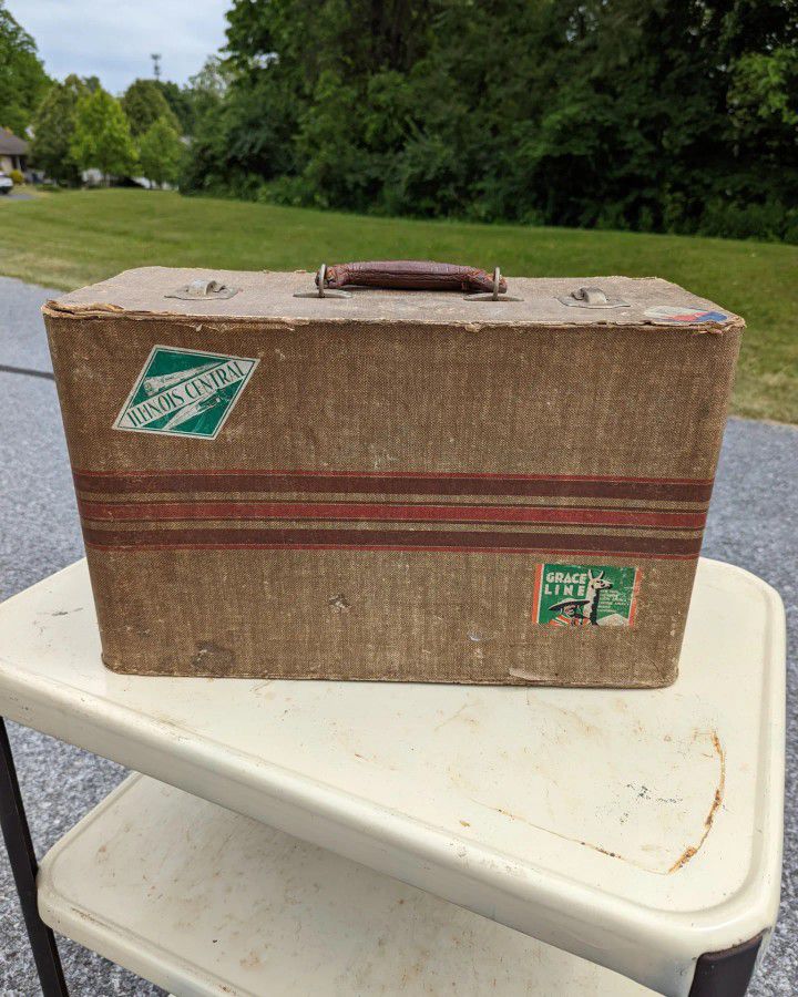 Vintage Cardboard Doll Travel Suitcase 