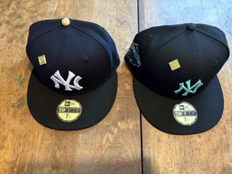 Brand New Yankee Fitteds 40 Each