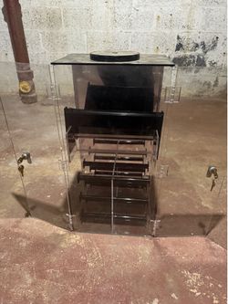 Acrylic Jewelry Display