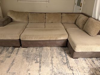 Oversized Sectional Couch - Storage Ottoman, Great Condition