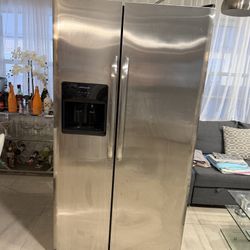 Refrigerator Frigidaire 