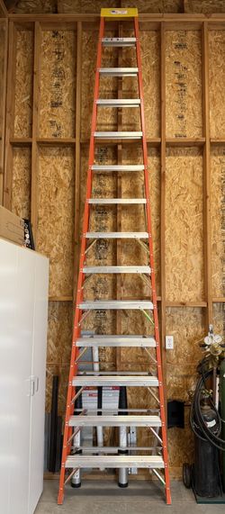 14 Foot Heavy Duty Step Ladder