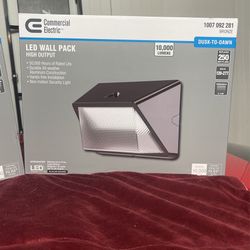 HIGH OUTPUT LED  WALL PACK LIGHTS