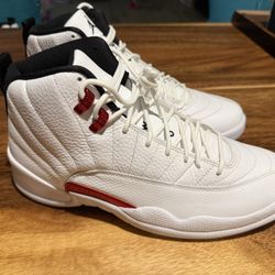 Air Jordan Retro 12