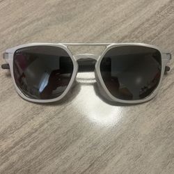 Oakley OO4128 LATCH ALPHA SUNGLASSES  