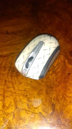 Mouse with attached USB