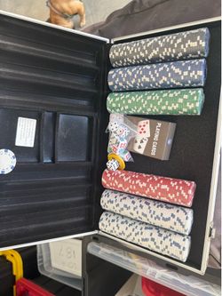 500-Piece Poker Chip Set in Aluminum Case – Complete
