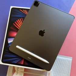 Apple iPad Pro 12.9” 5th Generation (2021 - M1 Chip) 256GB With Pen & Keyboard Case (2TB $990) 