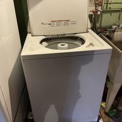 Nice Dryer With Pedestal Very Used Washer