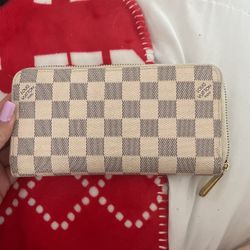 Louis Vuitton Wallet 