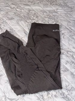 Alphalete leggings
