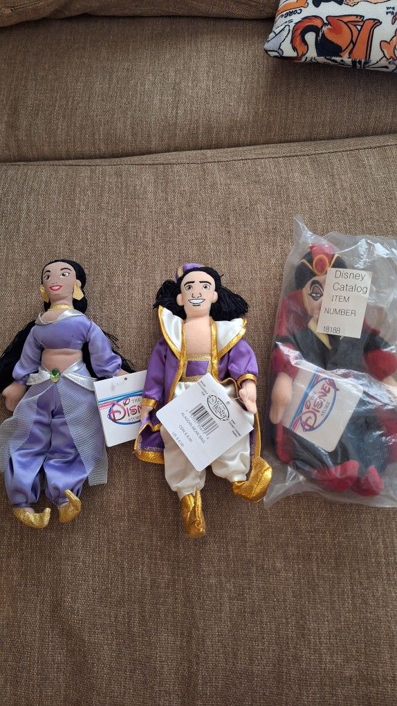 Retired Disney Beanie Babies Aladdin w/tags
