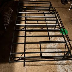 Twin Metal Frame 