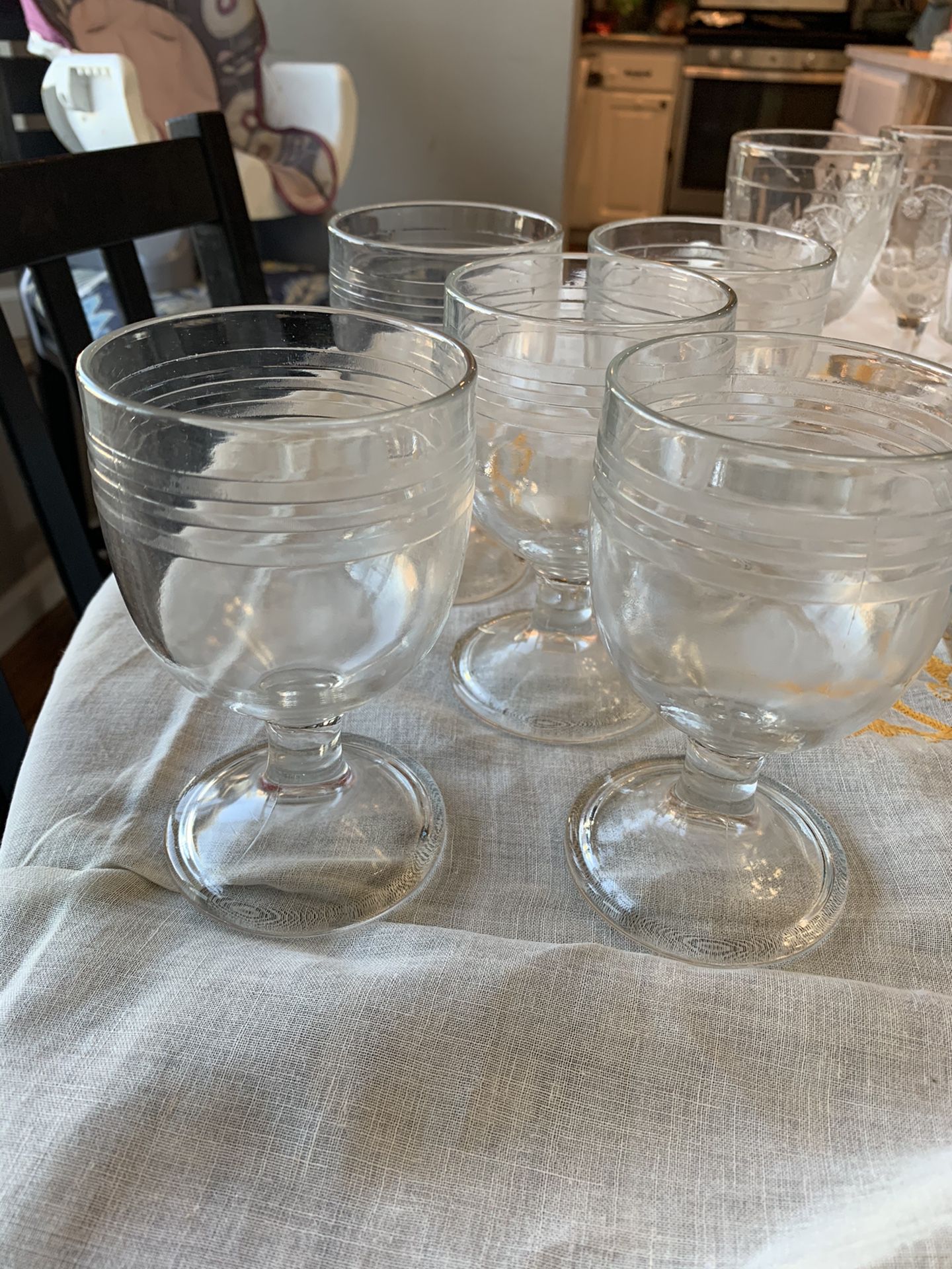5 goblet glasses