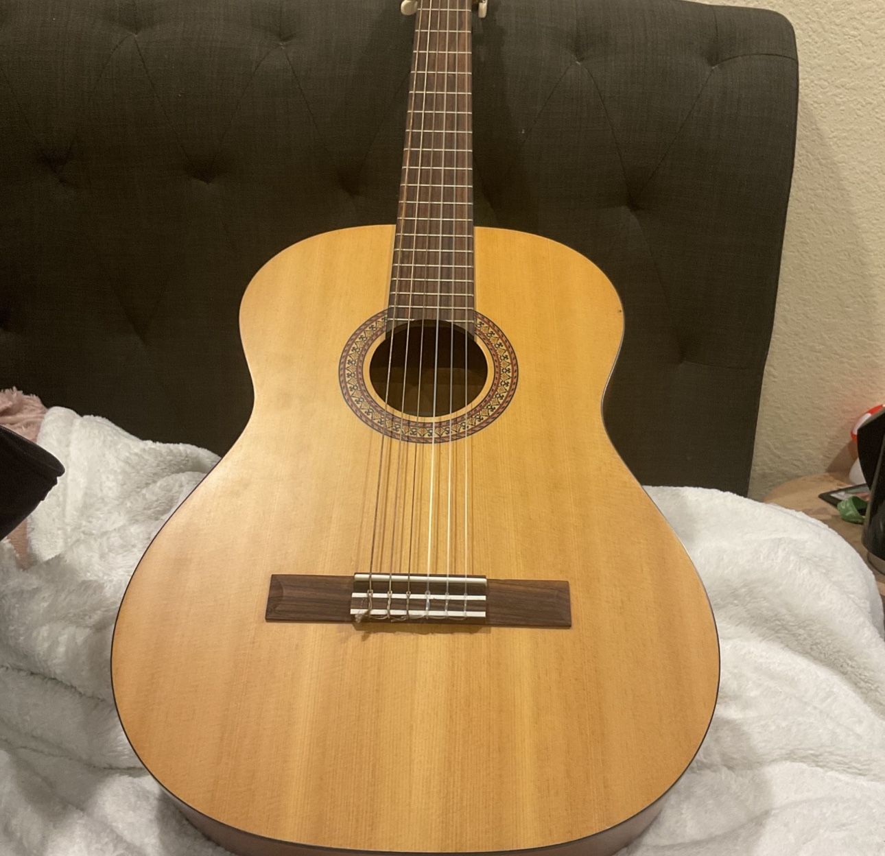 Yamaha Guitar