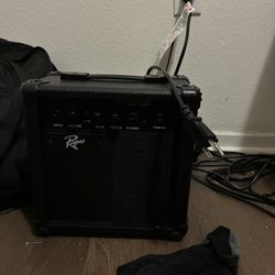 Rogue G-10 10W 1x5 guitar combo amp