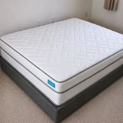 Newer Queen Linenspa Dreamer 12" Hybrid Gel Spring Mattress and Simmons Beautyrest Box Spring
