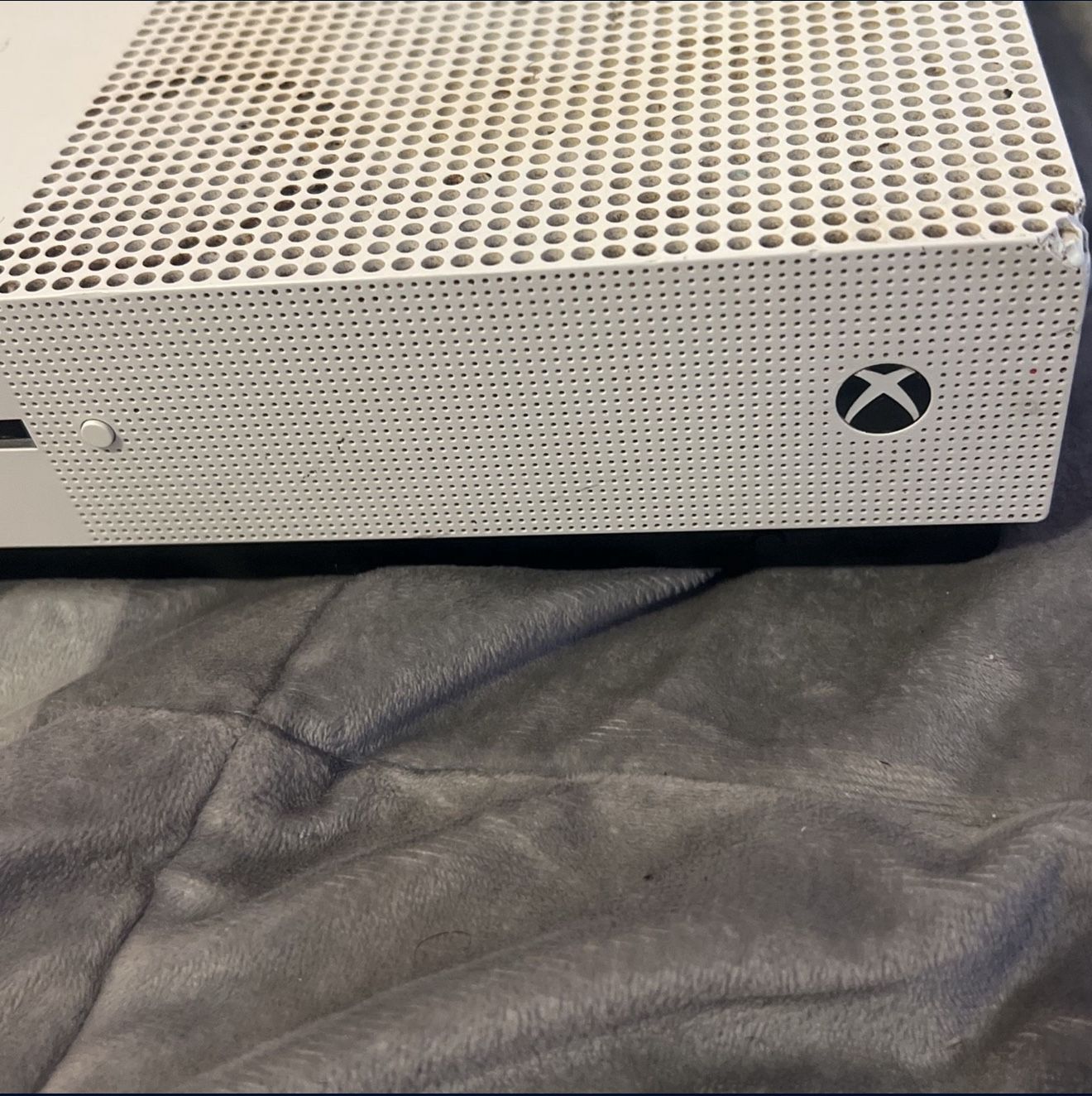 Xbox One S
