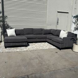 Gray Sectional Couch - Free Delivery 