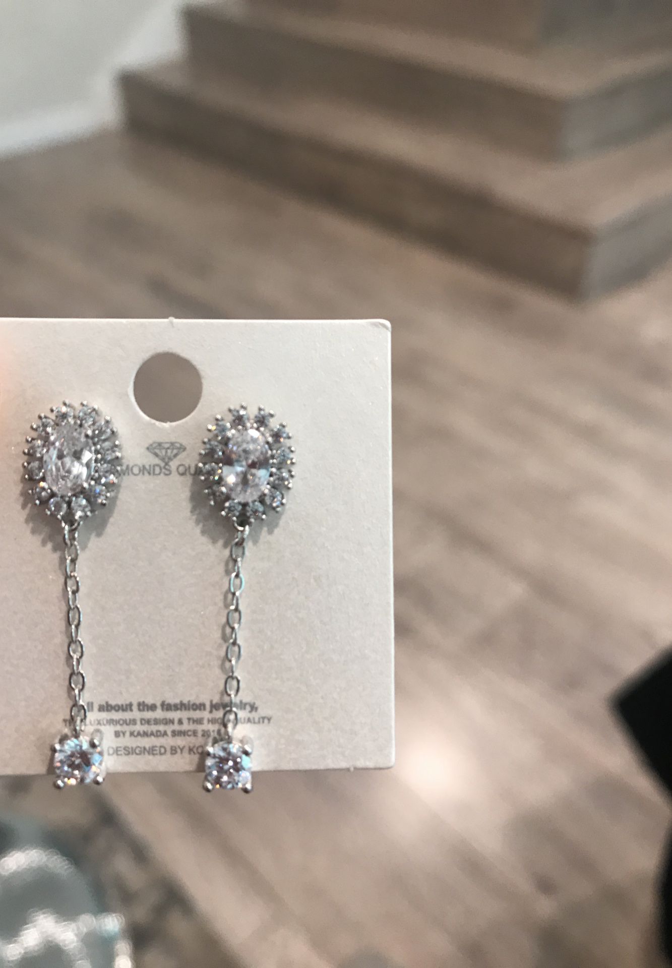 Diamond Tier drop earring! Made in Korea high quality!
