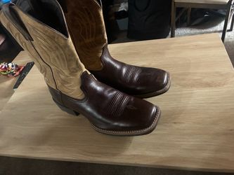 Ariat boots size 11