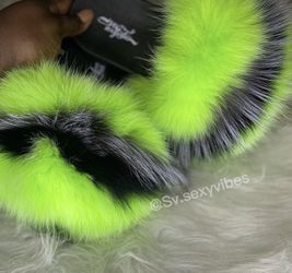 Fox Fur Multi Slippers 