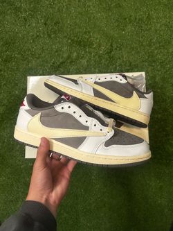 Travis Scott Jordan 1 Low Reverse Mocha