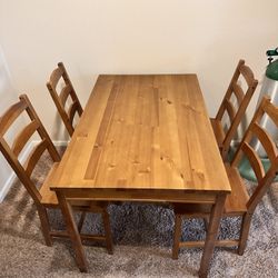 IKEA Table And 4 Chairs 