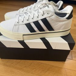 ADIDAS SHOES US SIZE 8