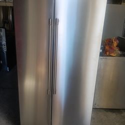 Refrigerator Maytag Everything Is And Good Working Condition 3 Months Warranty Delivery And Installation 