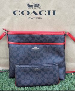 Large Coach Signature File Crossbody with Wallet, used/Set Coach Usado