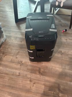 Free new unused document shredder on wheels
