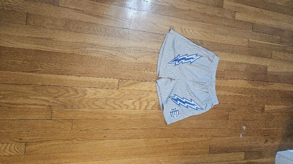 Brand New Eric Emmanuel Shorts Size Medium