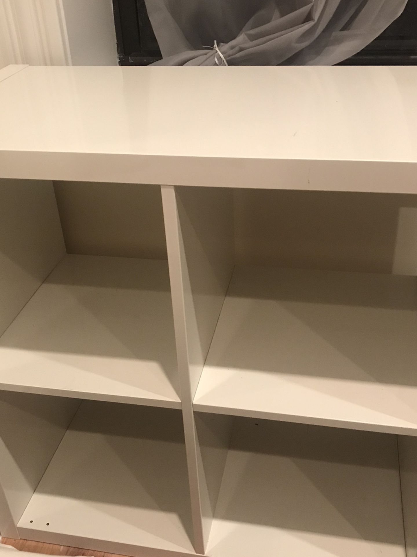 4 Cube IKEA shelf
