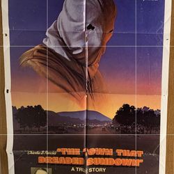 The Town That Dreaded Sundown (1976) Original Folded One Sheet Movie Poster