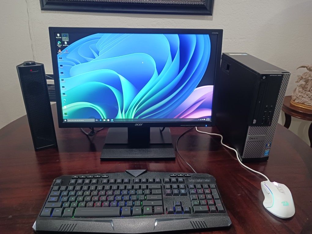 DELL Optiplex 9020 desktop Computer. Intel Core I5. wifi adapter. 1 Tb Hard Drive. vlc DVD Reader. 8 gb Ram. Good Working Condition. 64