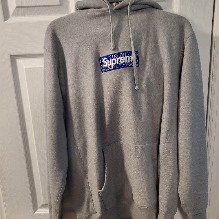 Supreme Bandana Box Logo Hoodie - Medium – EdenClothingCo