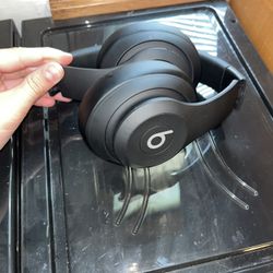 Black Beats Studio 3!! Great Price! Read Below 