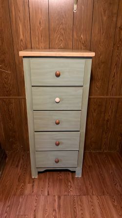 Ashley tall 5 drawer dresser
