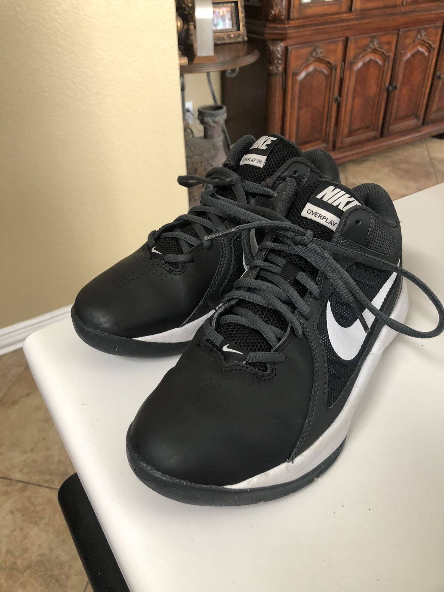 Nike overplay shop viii black