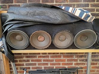 4 speakers