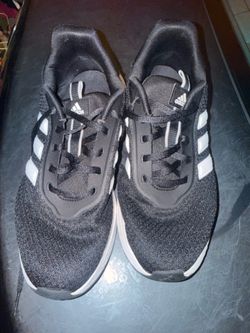 Adidas shoes on sale size 9