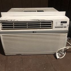 LG Air Conditioner 