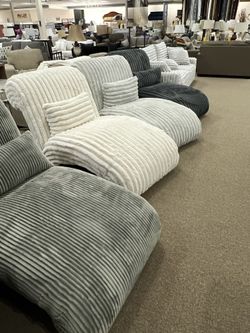 ! Great financing deal ! own it for only $10 down!