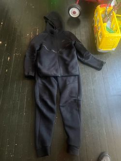 Nike tech fit