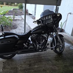 2014 Harley Davidson Street Glide 