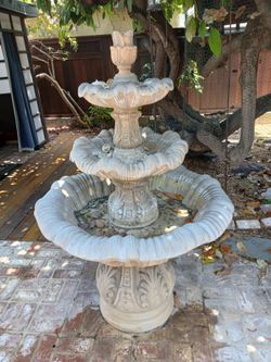 Fiore Stone Marsala 3 Tier Fountain