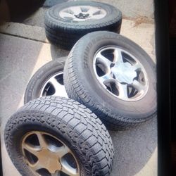 17 Inch 6x5x5 Gmc Chevy 6 Lug Rims $125