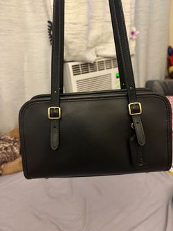 Coach Swing Zip
