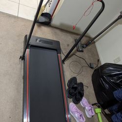 TREADMILL EXCELLENT CONDITION 